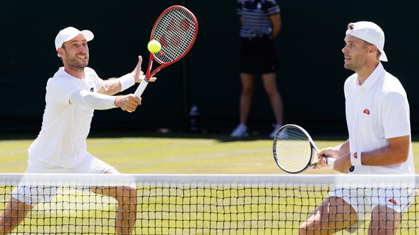 Belgian Sander Gille and Dutch Sem Verbeek pictured during a first round game between Indian-Brazilian pair Balaji-Demoliner and Belgian-Dutch pair Gille-Verbeek in the Men's doubles at the Wimbledon grand slam tennis tournament in London, Britain, Thursday 02 July 2026. BELGA PHOTO BENOIT DOPPAGNE