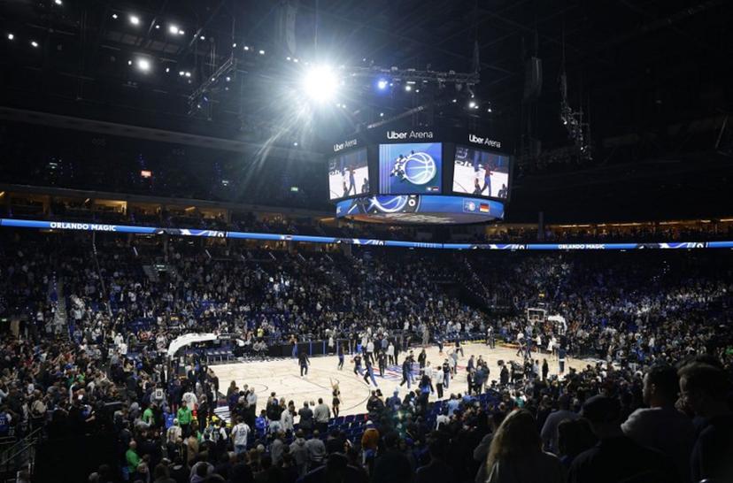 PLayers warm up ahead the 2025/2026 NBA season basketball match between Memphis Grizzlies and Orlando Magic on January 15, 2026 in Berlin.  Odd ANDERSEN / AFP