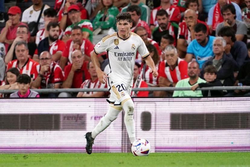 Real Madrid's Spanish defender #20 Fran Garcia controls the ball during the Spanish Liga football match between Athletic Bilbao and Real Madrid at the San Mames stadium in Bilbao on August 12, 2023.   CESAR MANSO / AFP