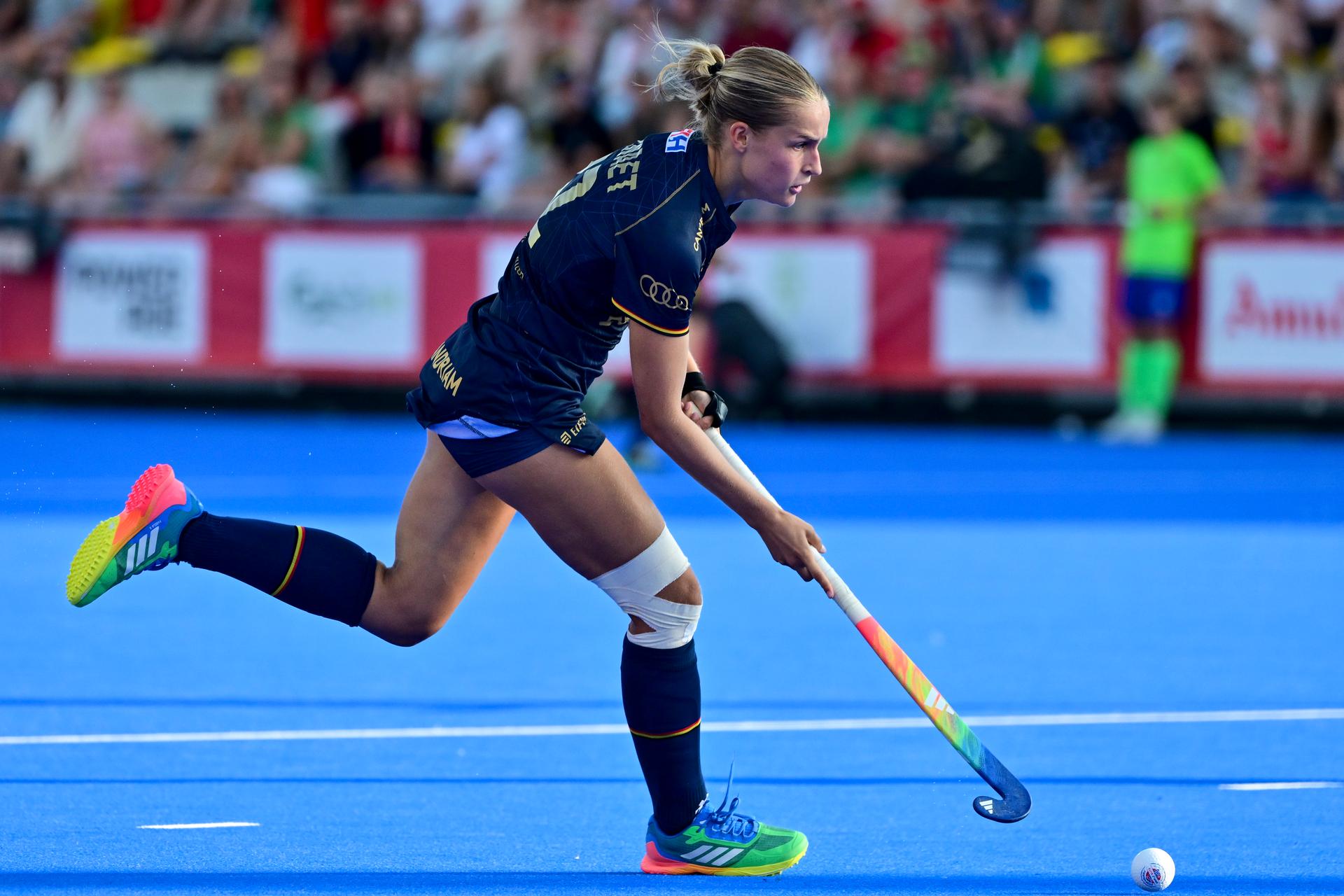 Belgium's Louise Dewaet pictured in action during a hockey game between Belgium's Red Panthers and New Zealand, the first (out of three) matches during the group stage of the women 2026 Hockey World Cup, Sunday 16 August 2026 in Wavre. The 2026 edition of the Hockey World Cup takes place in Belgium and The Netherlands from August 15 to August 30. BELGA PHOTO DIRK WAEM