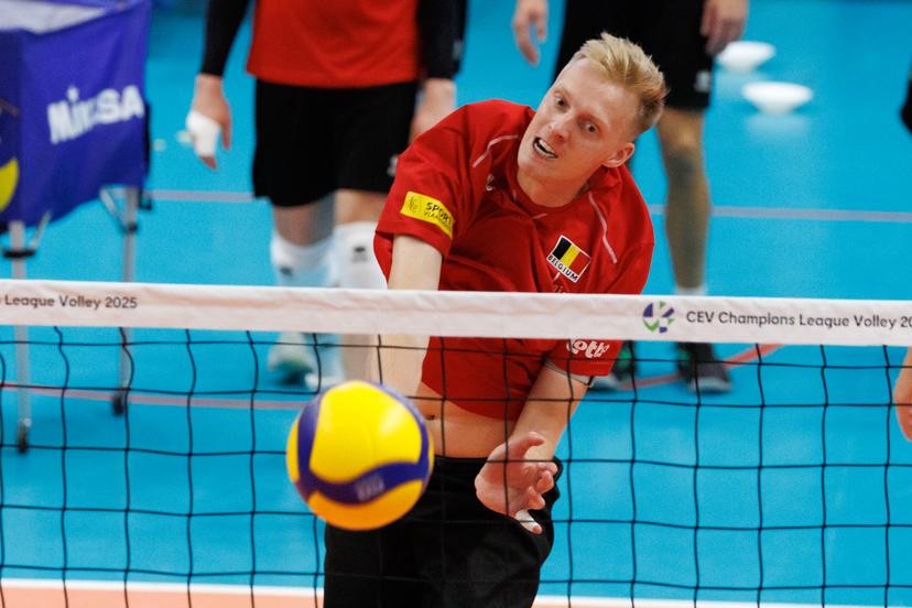 Belgium's Wout D'Heer pictured in action during the media day of the Red Dragons, Belgian national men's volleyball team, ahead of the World Championship, in Roeselare, on Thursday 04 September 2025. The FIVB 2025 Volleyball World Championship take place from 12 to 28 September in the Philippines. BELGA PHOTO KURT DESPLENTER