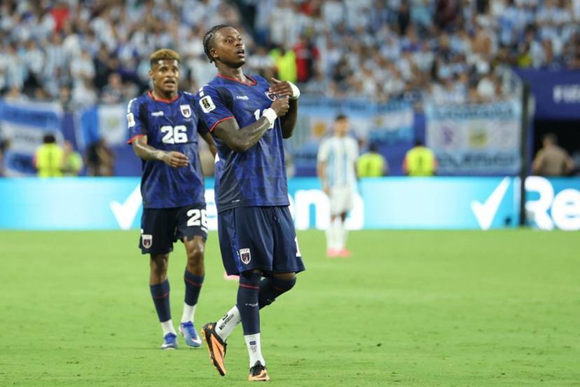 Cape Verde's defender #13 Sidney Lopes Cabral celebrates scoring his team's second goal during the 2026 World Cup round of 32 football match between Argentina and Cape Verde at the Miami Stadium in Miami Gardens on July 3, 2026.   PATRICIA DE MELO MOREIRA / AFP