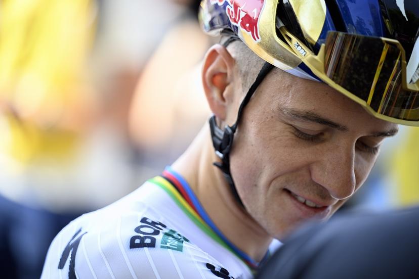 Belgian Remco Evenepoel of Red Bull-BORA-hansgrohe pictured at the start of stage 6 of the 2026 Tour de France cycling race, a stage of 186 km from Pau to Gavarnie-Gedre, on Thursday 09 July 2026. The 113th edition of the Tour de France starts on Saturday 4 July in Barcelona, Spain, and will finish in Paris, France on the 26th of July. BELGA PHOTO JASPER JACOBS