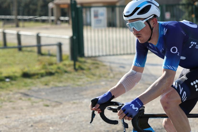 Austrian Gregor Muhlberger of Movistar Team pictured in action during stage 5 of the 81st edition of the Paris-Nice eight days cycling race, 212,4 km from Saint-Symphorien-sur-Coise to Saint-Paul-Trois-Chateaux, France, Thursday 09 March 2023. BELGA PHOTO DAVID PINTENS