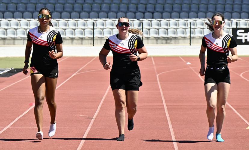 Athlete Jienity de Kler, Athlete Kelly Van Petegem and Athlete Xanthe Van Driessche pictured during the annual training camp of Team Belgium (19-25/05), in Rio Maior, Portugal, Saturday 24 May 2025. BELGA PHOTO ERIC LALMAND