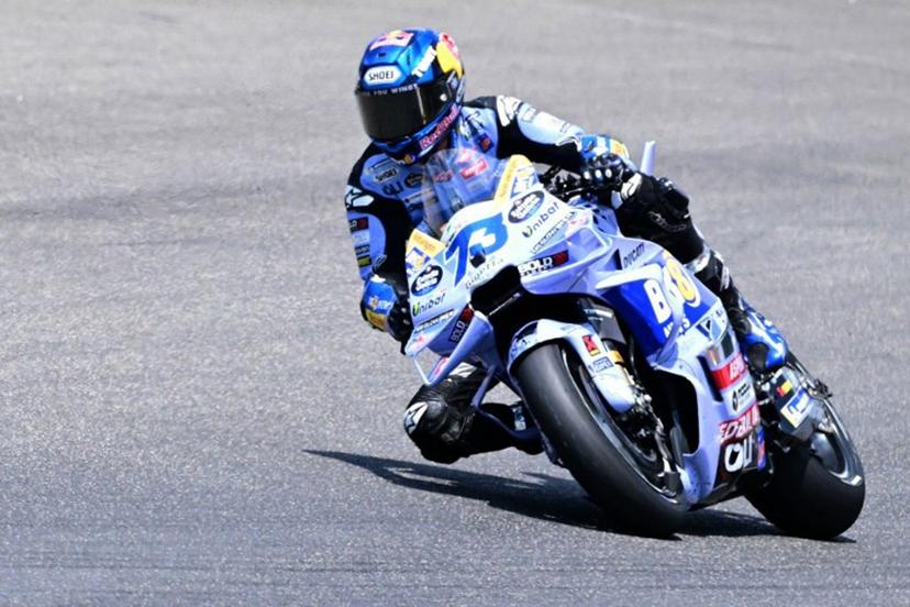 BK8 Gresini Racing MotoGP team's Spanish MotoGP rider Alex Marquez steers his motorbike during the Italian Moto GP Grand Prix at Mugello circuit, in Mugello, near Florence, on June 22, 2025.   Tiziana FABI / AFP
