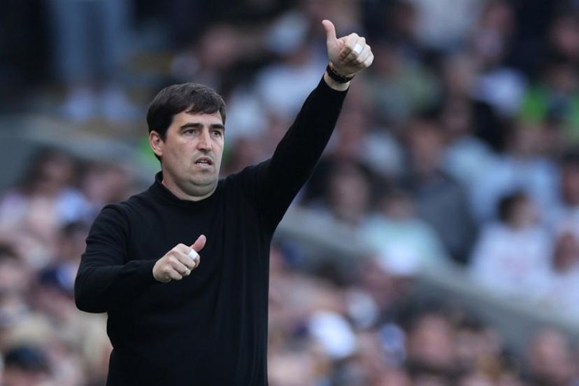 Bournemouth's Spanish manager Andoni Iraola gestures on the touchline during the English Premier League football match between Fulham and Bournemouth at Craven Cottage in London on May 9, 2026.  Adrian Dennis / AFP