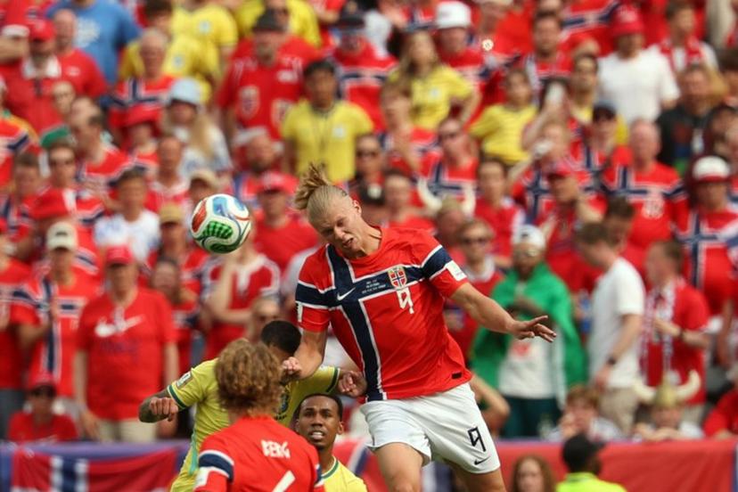 Norway's forward #09 Erling Braut Haaland heads the ball during the 2026 World Cup round of 16 football match between Brazil and Norway at the New York/New Jersey Stadium in East Rutherford on July 5, 2026.   Odd ANDERSEN / AFP