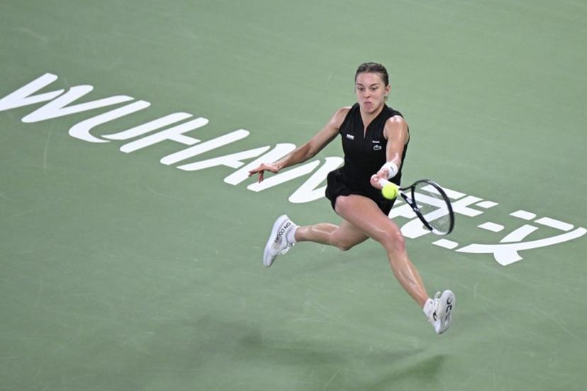Poland's Maja Chwalinska hits a return to Poland's Iga Swiatek during their women's singles semi-final match at the Wuhan Open tennis tournament in Wuhan, China's Hubei province on October 17, 2026.  WANG Zhao / AFP
