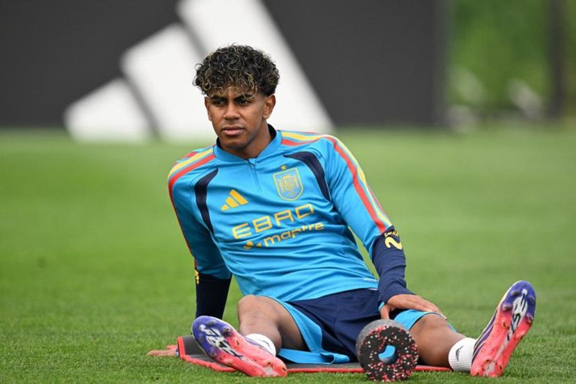 Spain's forward #19 Lamine Yamal takes part in a training session at Melanie Lane Training Grounds in East Hanover, New Jersey, on July 16, 2026, ahead of the 2026 World Cup football tournament final match between Spain and Argentina.  MAURO PIMENTEL / AFP