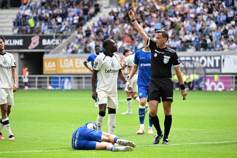 Club's Carlos Forbs receives a red card from referee Erik Lambrechts a soccer match between KAA Gent and Club Brugge, Sunday 30 August 2026 in Gent, on day 4 of the 2026-2027 'Jupiler Pro League' first division of the Belgian championship. BELGA PHOTO KURT DESPLENTER