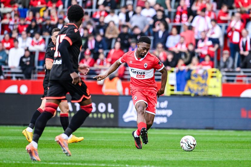 Antwerp's Christopher Scott pictured in action during a soccer match between Royal Antwerp FC and Standard de Liege, Sunday 03 May 2026 in Antwerp, on the sixth day of the Europe Play-offs (PO3) of the 2025-2026 'Jupiler Pro League' first division of the Belgian championship. BELGA PHOTO TOM GOYVAERTS