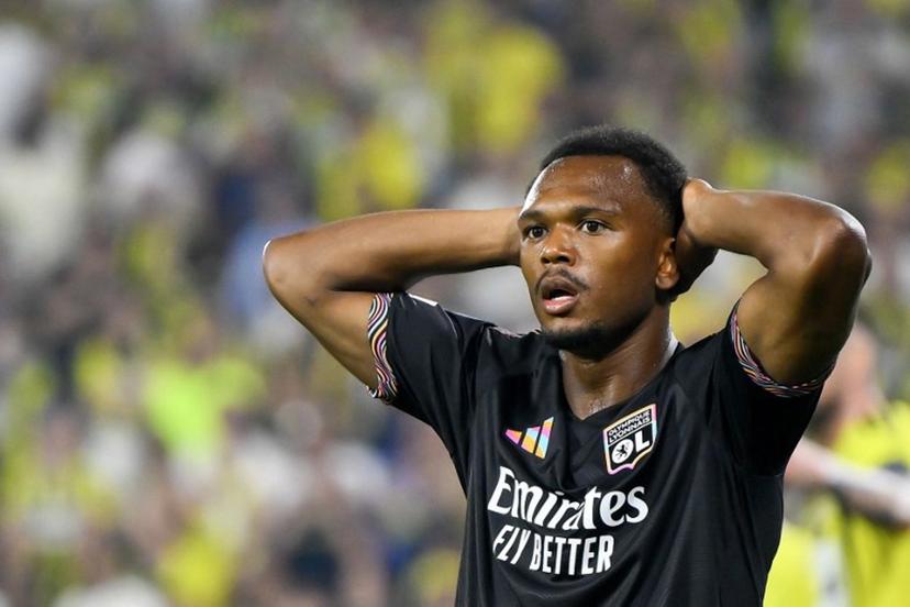 Lyon's Belgian forward #17 Lois Openda reacts during the UEFA Champions League qualifying playoff - first leg football match between Fenerbahce SK and Olympique Lyonnais (OL) at the Sukru Saracoglu Stadium in Istanbul on August 18, 2026.  YASIN AKGUL / AFP