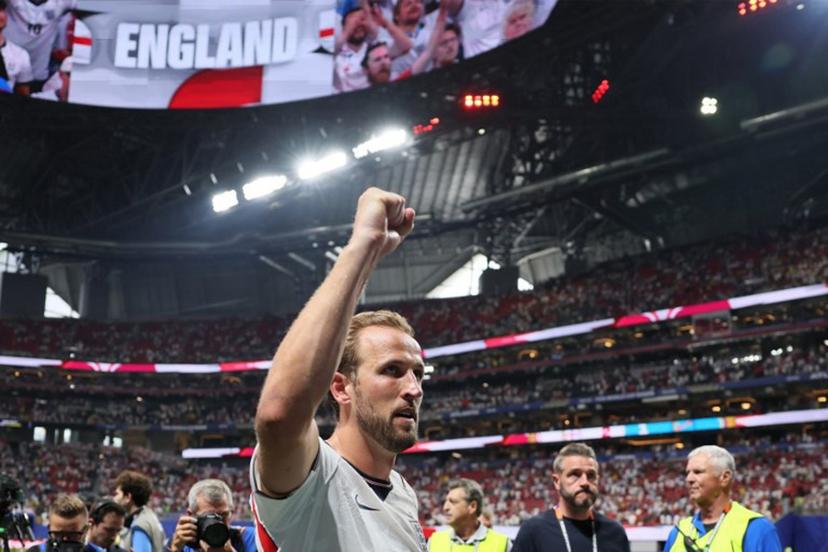 England's forward #09 Harry Kane celebrates after winning the 2026 World Cup round of 32 match football between England and the Democratic Republic of Congo at the Atlanta Stadium in Atlanta on July 1, 2026.   Odd ANDERSEN / AFP