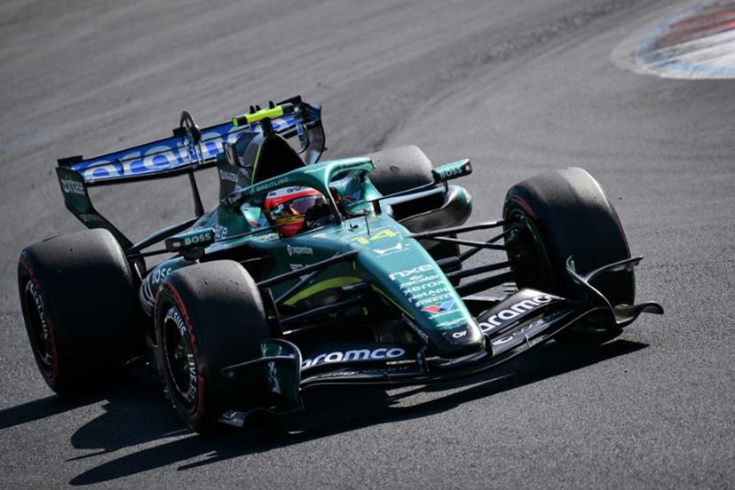 Aston Martin's Spanish driver Fernando Alonso drives during the qualifying session of the Italian Formula One Grand Prix at the Autodromo Nazionale Monza circuit in Monza, northern Italy on September 5, 2026.  Andrej ISAKOVIC / AFP