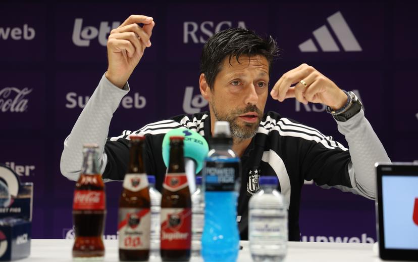 Anderlecht's head coach Vitor Bruno gestures during a press conference of Belgian RSC Anderlecht, Wednesday 29 July 2026 in Brussels, in preparations of the second leg of the second qualifying round for the UEFA Europa League against Swedish Hammarby IF. BELGA PHOTO VIRGINIE LEFOUR