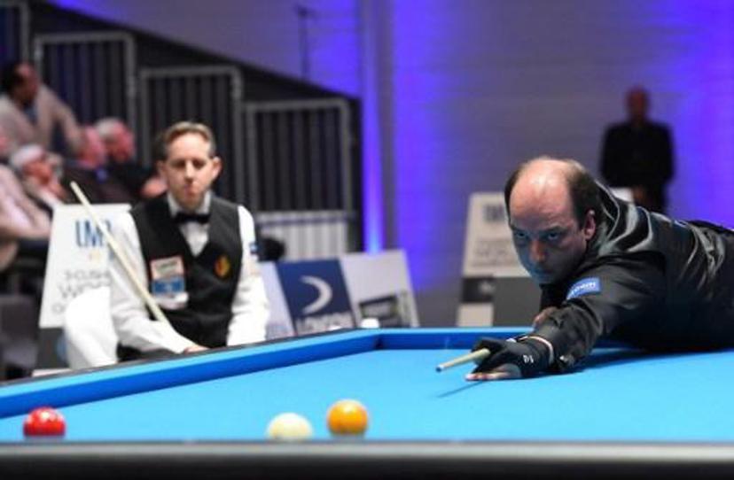 Spain's Daniel Sanchez competes to win the semi-final of the 69th World Championship Three Cushion Individuals in Bordeaux on November 19, 2016.  
MEHDI FEDOUACH / AFP