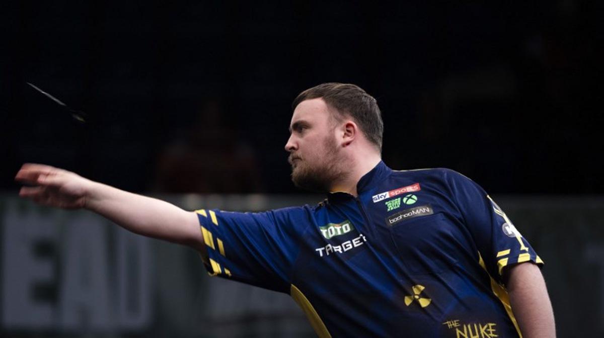 England's Luke Littler competes in the quarter-finals of the 2025 Dutch Darts Masters darts tournament in Den Bosch on January 25, 2025.  Jeroen JUMELET / ANP / AFP