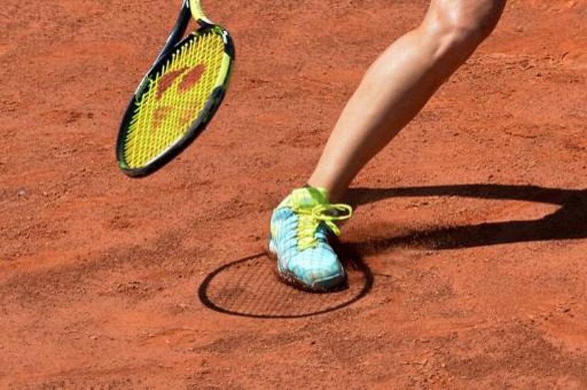 Daria Gavrilova of Russia returns the ball to Ana Ivanovic of Serbia during the WTA Tennis Open tournament at the Foro Italico, on May 13, 2015 in Rome. AFP PHOTO / TIZIANA FABI