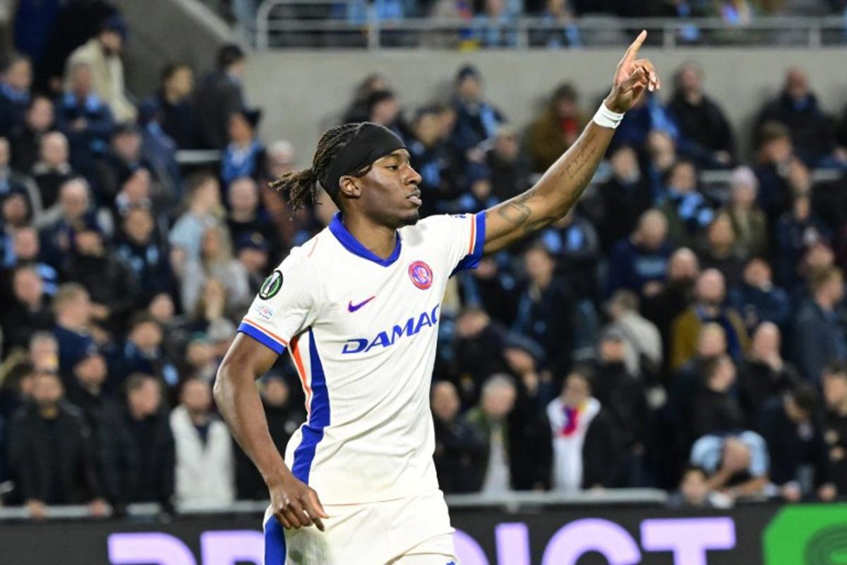 Chelsea's English midfielder #11 Noni Madueke celebrates after scoring the 0-2 goal during the UEFA Conference League semi-final football match Djurgardens IF vs Chelsea FC at the 3Arena in Stockholm, Sweden, on May 1, 2025, Jonas EKSTROMER / TT NEWS AGENCY / AFP