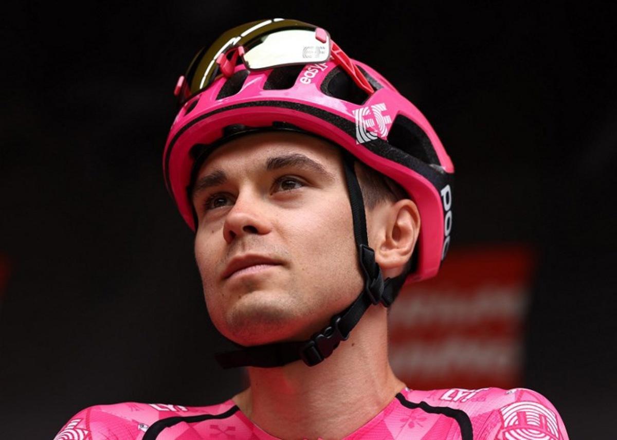 EF Education - EasyPost's French rider Alex Baudin reacts prior to the 8th and final stage of the 77th edition of the Criterium du Dauphine cycling race, 133,3 km between Val-d'Arc and Val-Cenis - Plateau du Mont Cenis, on June 15, 2025. Anne-Christine POUJOULAT / AFP