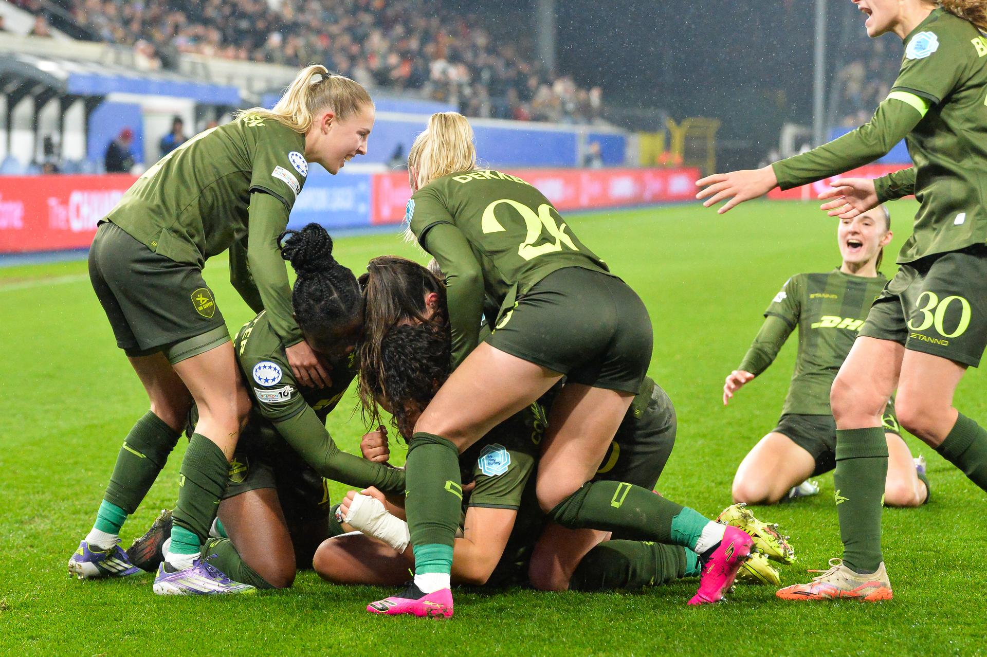 OHL Women's Jada Conijnenberg celebrates after scoring during a soccer match between Oud-Heverlee Leuven Women and Italian AS Roma, Thursday 20 November 2025 in Leuven, game 4 (out of 6) in the league phase of the UEFA Women's Champions League competition. BELGA PHOTO JILL DELSAUX