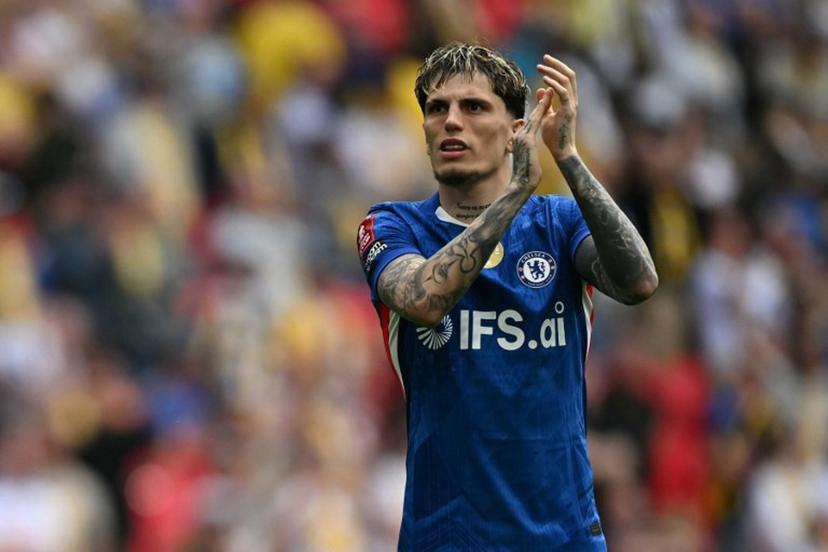Chelsea's Argentinian midfielder #49 Alejandro Garnacho applauds fans on the pitch after the English FA Cup semi final football match between Chelsea and Leeds United at Wembley stadium in London, on April 26, 2026. Chelsea won the game 1-0 Ben STANSALL / AFP