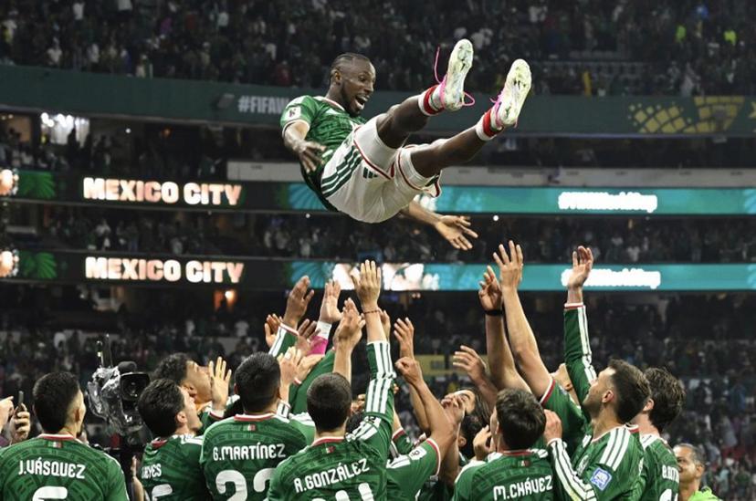 Mexico's players celebrate after winning the 2026 World Cup round of 32 football match between Mexico and Ecuador at the Mexico City Stadium in Mexico City on June 30, 2026. Alfredo ESTRELLA / AFP