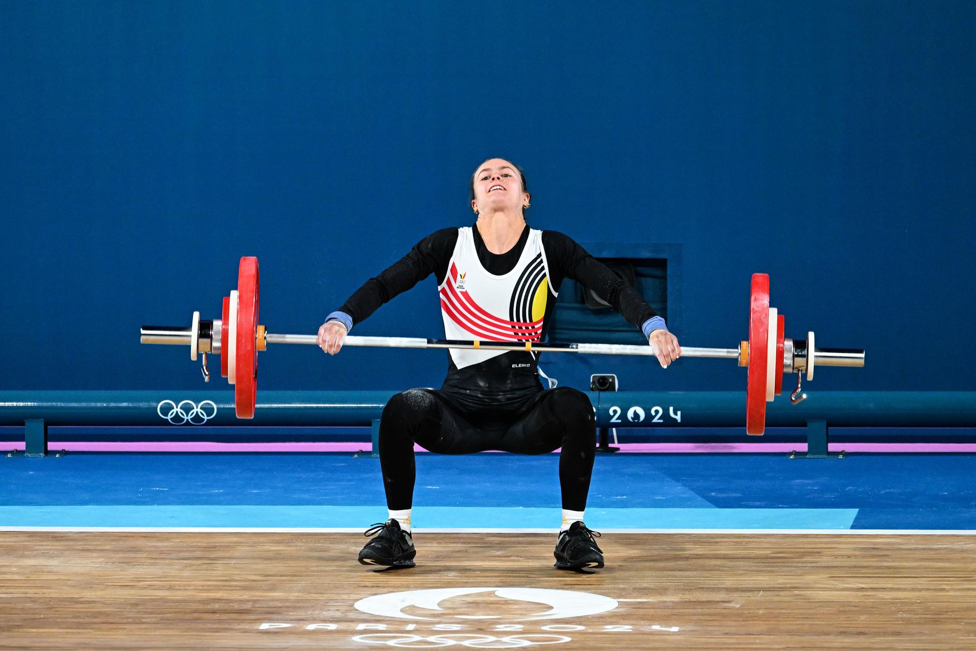 Belgian weight lifter Nina Sterckx pictured in action during the women's -49kg competition of the weightlifting event at the Paris 2024 Olympic Games, on Wednesday 07 August 2024 in Paris, France. The Games of the XXXIII Olympiad are taking place in Paris from 26 July to 11 August. The Belgian delegation counts 165 athletes competing in 21 sports. BELGA PHOTO ANTHONY BEHAR ** ** *** BELGIUM ONLY ***