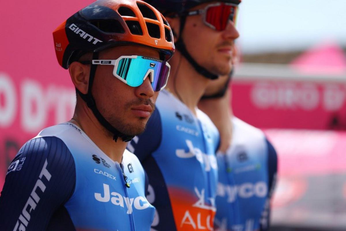 Team Jayco-AlUla's Australian rider Caleb Ewan is pictured prior the 6th stage of the 107th Giro d'Italia cycling race, 180 km between Torre del lago Puccini and Rapolano Terme, on May 9, 2024 in Viareggio. Luca Bettini / AFP