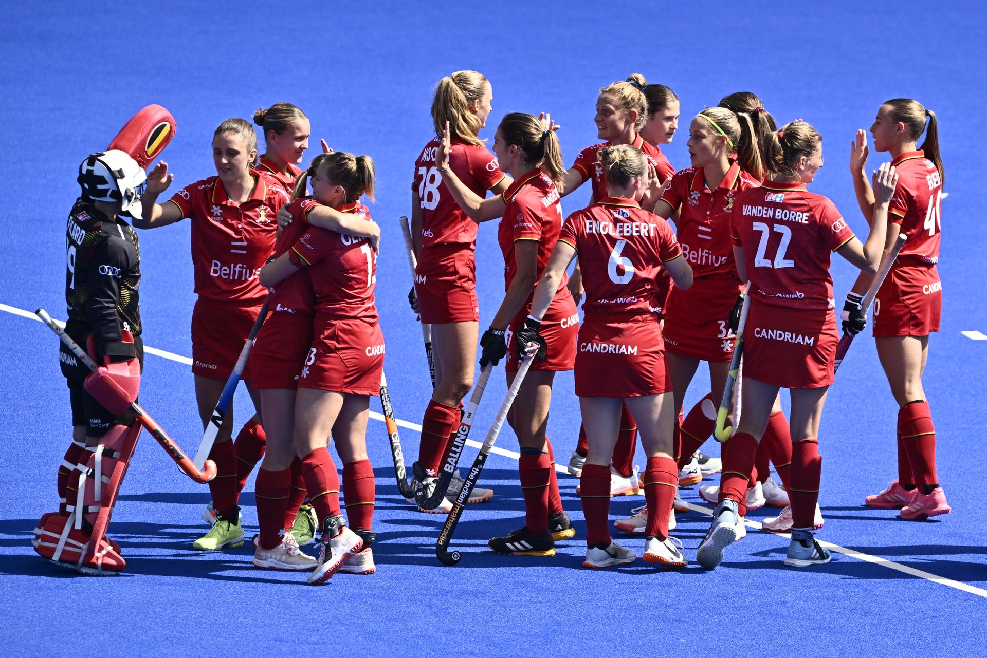 Belgium's Red Panthers talking to eachother before the start of a hockey game between Belgian national team Red Panthers and Spain, match 1/3 in the pool stage of the 2025 women's European championships, Sunday 10 August 2025 in Monchengladbach, Germany. BELGA PHOTO ERIC LALMAND