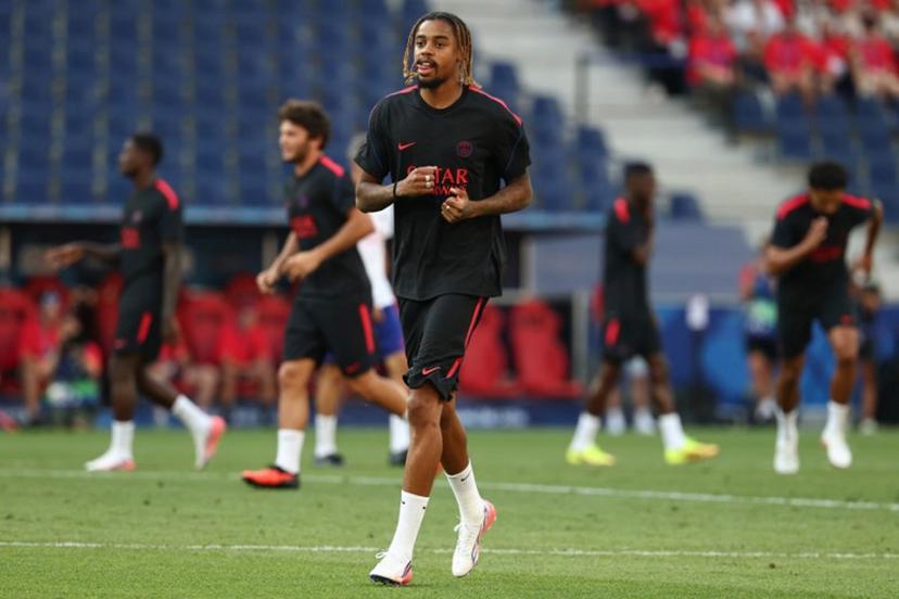 Paris Saint-Germain's French forward #29 Bradley Barcola takes part in a training session on August 11, 2026, the eve of the UEFA Supercup football match between Champions League winners Paris Saint Germain (PSG) and Europa League winners Aston Villa in Salzburg, Austria. FRANCK FIFE / AFP