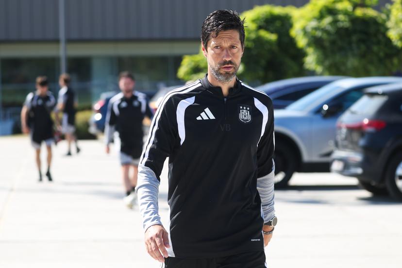 Anderlecht's head coach Vitor Bruno arrives for a training session of Belgian RSC Anderlecht, Wednesday 12 August 2026 in Brussels, in preparations of the second leg of the third qualifying round for the UEFA Europa League against Greek PAOK. BELGA PHOTO BRUNO FAHY