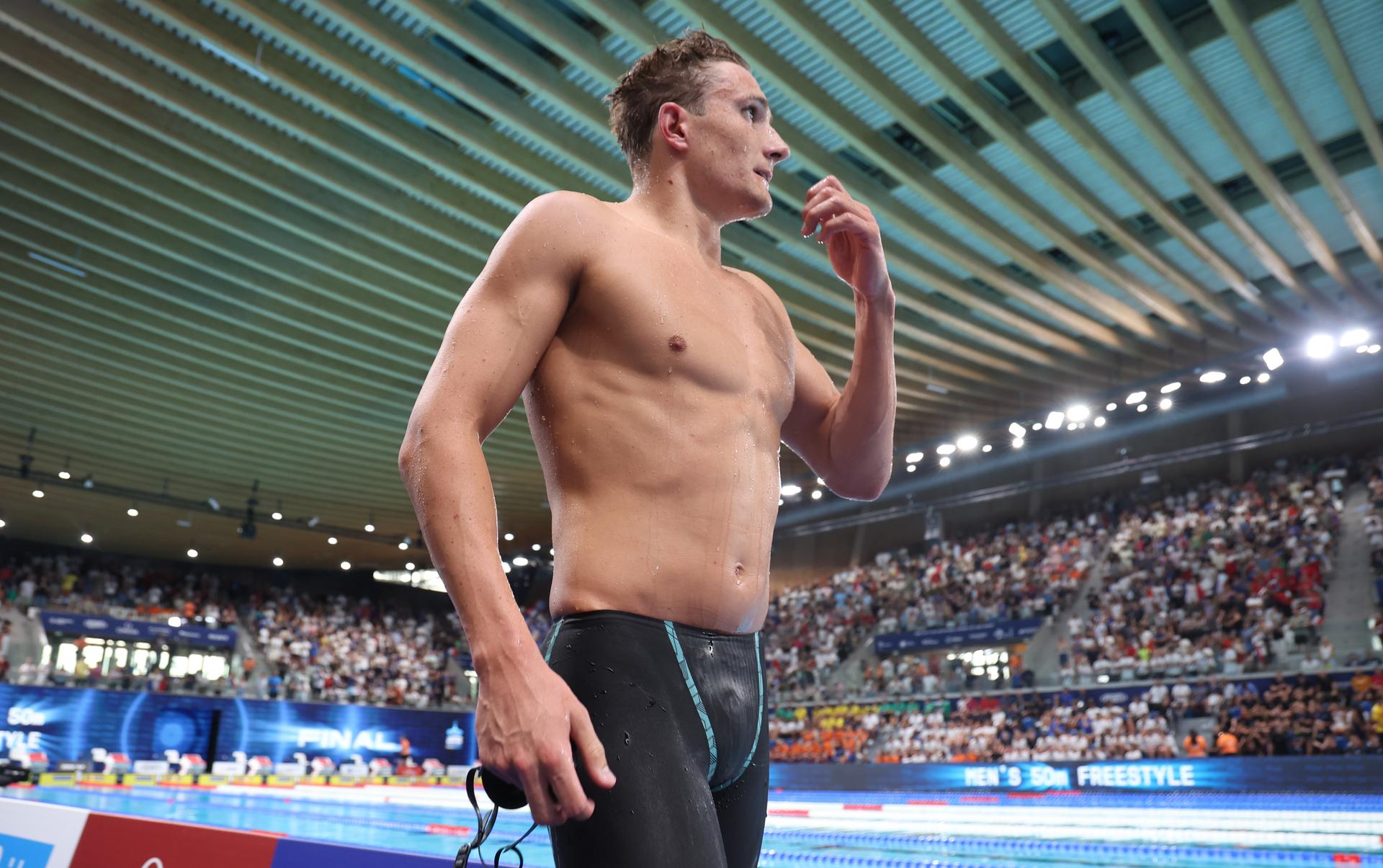 Belgian athlete Lucas Henveaux looks dejected after the final of the Men's 400 m freestyle race on the last day of the European Aquatics Championships in Paris, France on Sunday 16 August 2026. BELGA PHOTO VIRGINIE LEFOUR