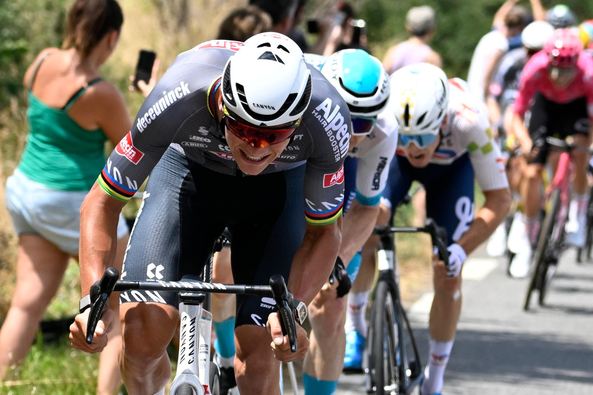 Attack of Dutch Mathieu van der Poel of Alpecin-Deceuninck during stage 15 of the 2025 Tour de France cycling race, from Muret to Carcasonne (169 km), on Sunday 20 July 2025 in France. The 112th edition of the Tour de France starts on Saturday 5 July in Lille, France, and will finish in Paris, France on the 27th of July. BELGA PHOTO POOL JAN DE MEULENEIR
