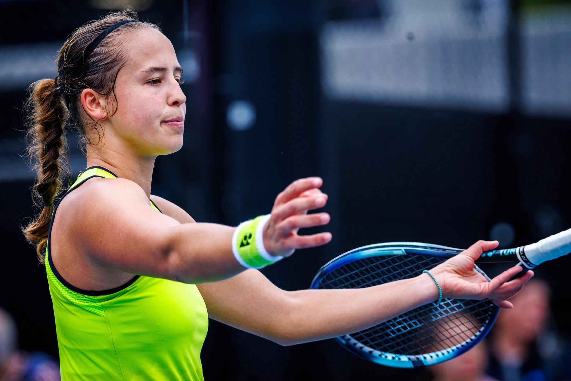 Belgium¿s Hanne Vandewinkel during a qualifying match against USA¿s Carol Young Suh at the Australian Open, Melbourne Park, Melbourne, January 13, 2026. Photo by Patrick Hamilton/SIPA USA) --- BENELUX ONLY ---