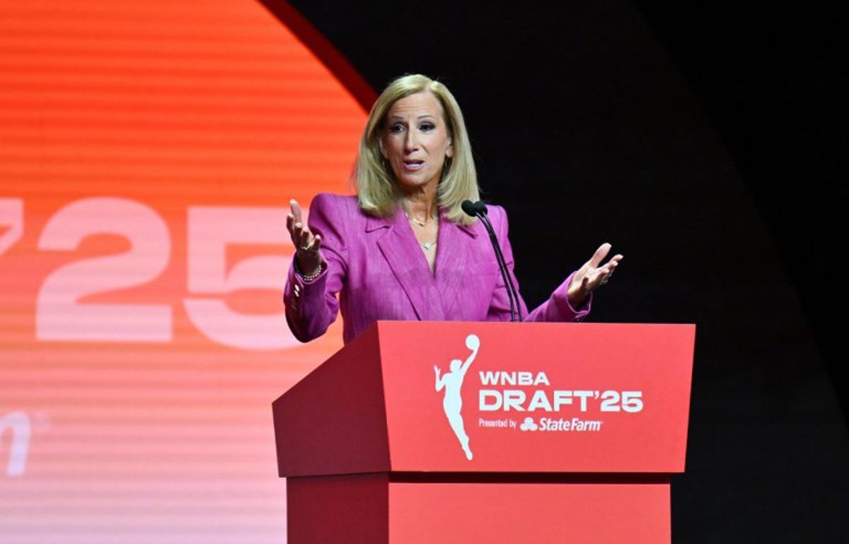 WNBA commissionner Cathy Engelbert speaks during the 2025 WNBA Draft at the Shed in New York City on April 14, 2025. ANGELA WEISS / AFP