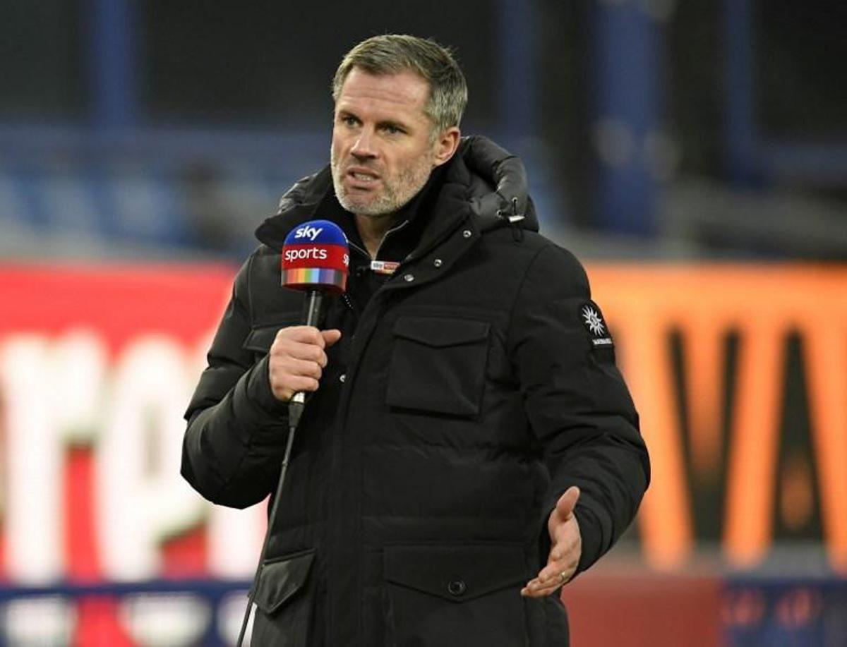 Former player and television pundit Jamie Carragher works pitchside ahead of the English Premier League football match between Everton and Leeds United at Goodison Park in Liverpool, north west England on November 28, 2020. PETER POWELL / POOL / AFP RESTRICTED TO EDITORIAL USE. No use with unauthorized audio, video, data, fixture lists, club/league logos or 'live' services. Online in-match use limited to 120 images. An additional 40 images may be used in extra time. No video emulation. Social media in-match use limited to 120 images. An additional 40 images may be used in extra time. No use in betting publications, games or single club/league/player publications.