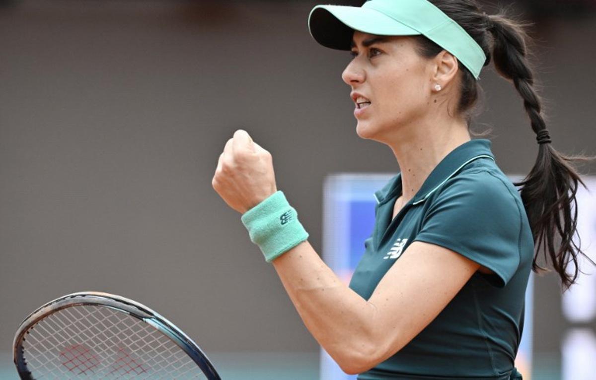 Romania's Sorana Cirstea celebrates a point against Latvia's Jelena Ostapenko during the ATP Rome Open tennis tournament at Foro Italico in Rome on May 12, 2026. Tiziana FABI / AFP
