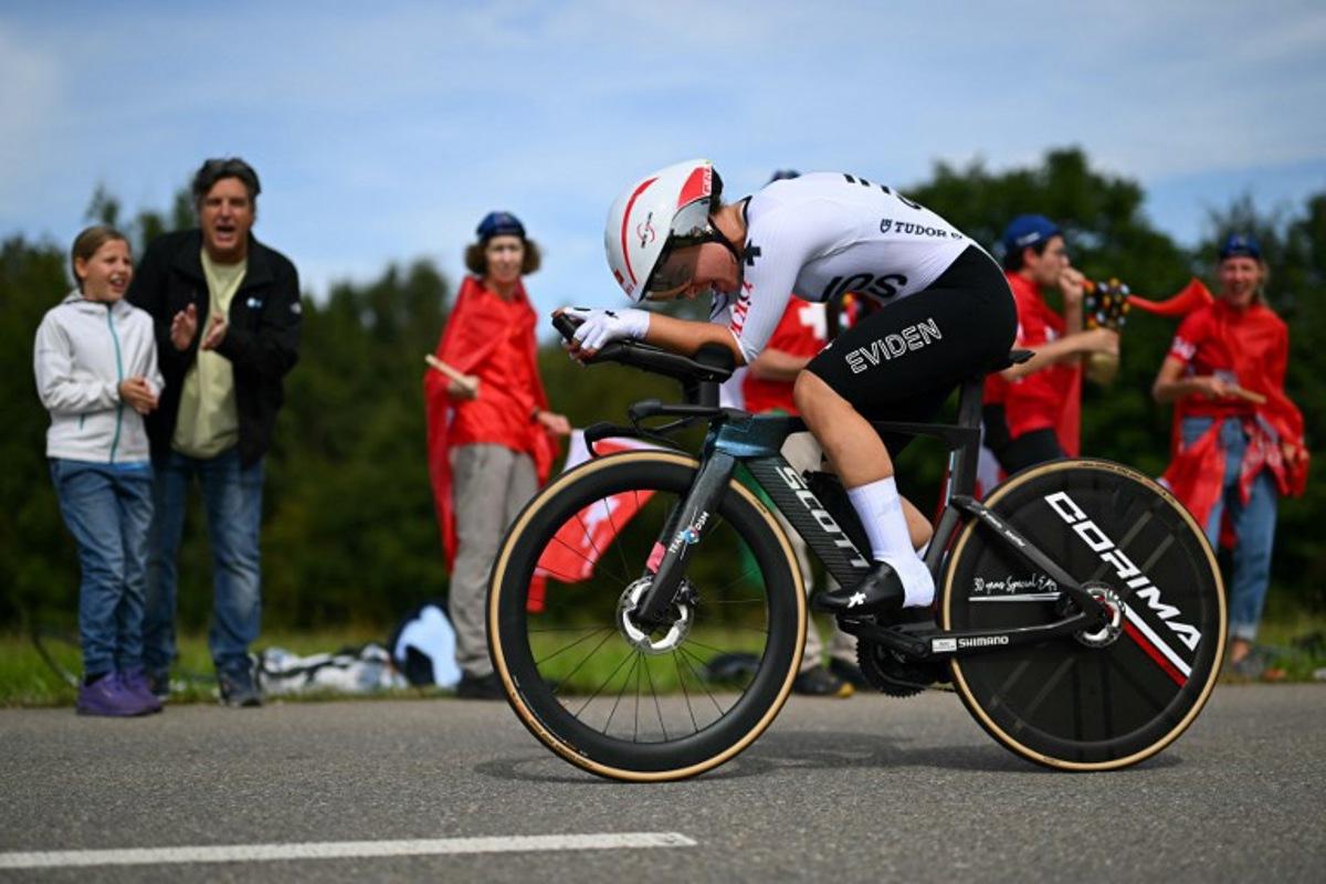 Switzerland's Jasmin Liechti competes in the women's Elite Individual Time Trial cycling event, 29,9km from Gossau to Zurich, during the UCI 2024 Road World Championships, near Meilen, on September 22, 2024. Fabrice COFFRINI / AFP