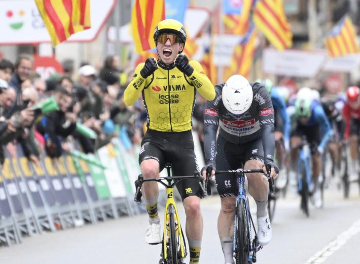 Team Visma's British rider James Matthew Brennan (L) celebrates crossing first the finish line ahead of Team Alpecin's Kaden Groves at the end of the first stage of the 2025 Volta a Catalonya cycling tour of Catalonya, a 178,3 km loop starting and finishing in Sant Feliu de Guixols, on March 24, 2025. Josep LAGO / AFP