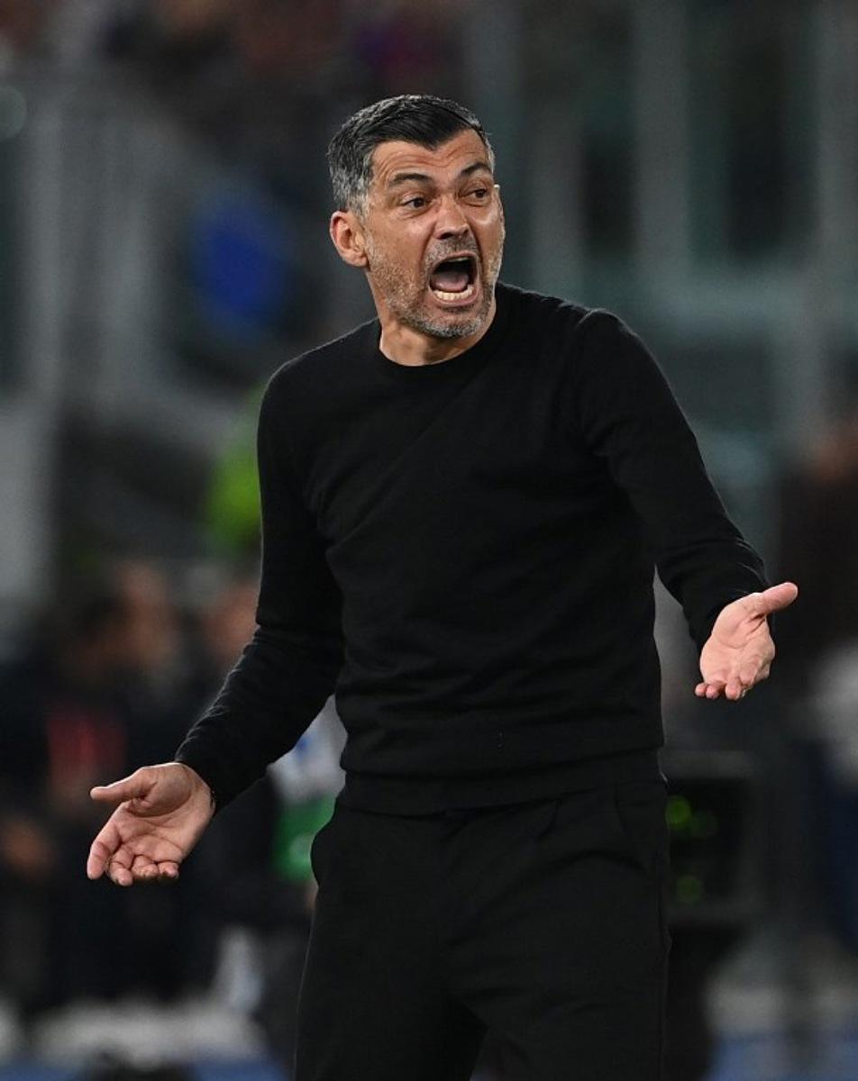 AC Milan Portuguese head coach Sergio Conceicao reacts during the Italian Cup (Coppa Italia) final football match between AC Milan and Bologna at the Olympic stadium in Rome, on May 14, 2025. Isabella BONOTTO / AFP