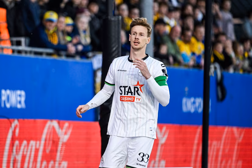 OHL's Mathieu Maertens reacts after missing a big chance during a soccer match between Oud-Heverlee Leuven and KVC Westerlo, Tuesday 21 April 2026 in Leuven, on the fourth day of the Europe Play-offs (PO2) of the 2025-2026 'Jupiler Pro League' first division of the Belgian championship. BELGA PHOTO TOM GOYVAERTS