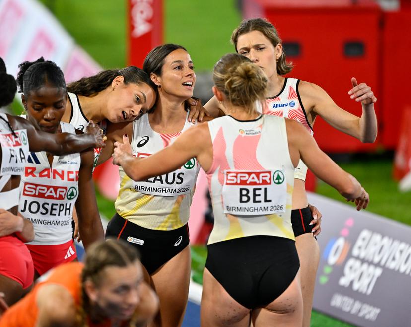 Belgian Cheetahs, with Ilana Hanssens; Helena Ponette; Camille Laus and Paulien Couckuyt embrace after finishing sixth place at the final of the Women's 4x400m relay on the seventh and last day of the European Athletics Championships (August 10-18) in Birmingham, United Kingdom, on Sunday 16 August 2026. BELGA PHOTO ERIC LALMAND
