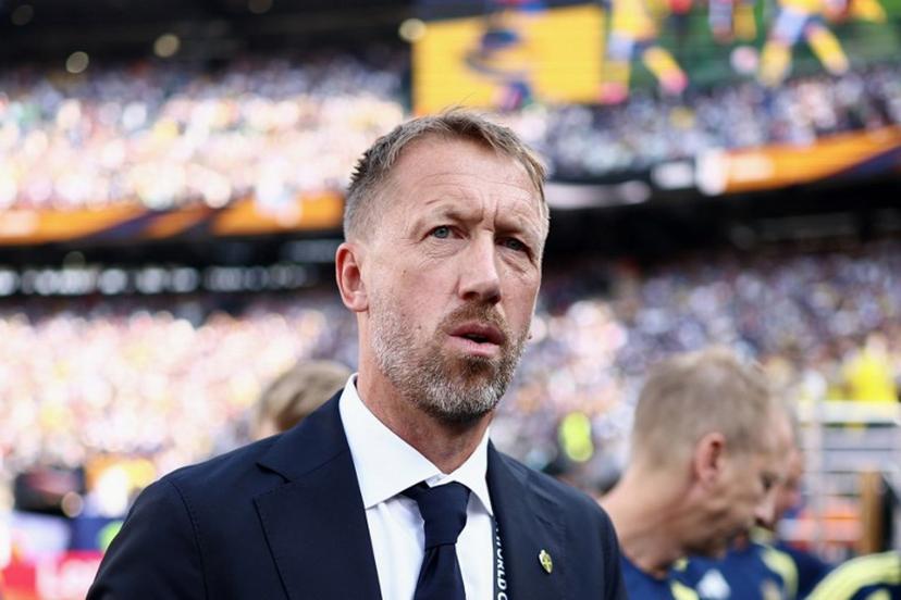 Sweden's English head coach Graham Potter gestures ahead of the 2026 World Cup round of 32 football match between France and Sweden at the New York/New Jersey Stadium in East Rutherford on June 30, 2026. CHARLY TRIBALLEAU / AFP
