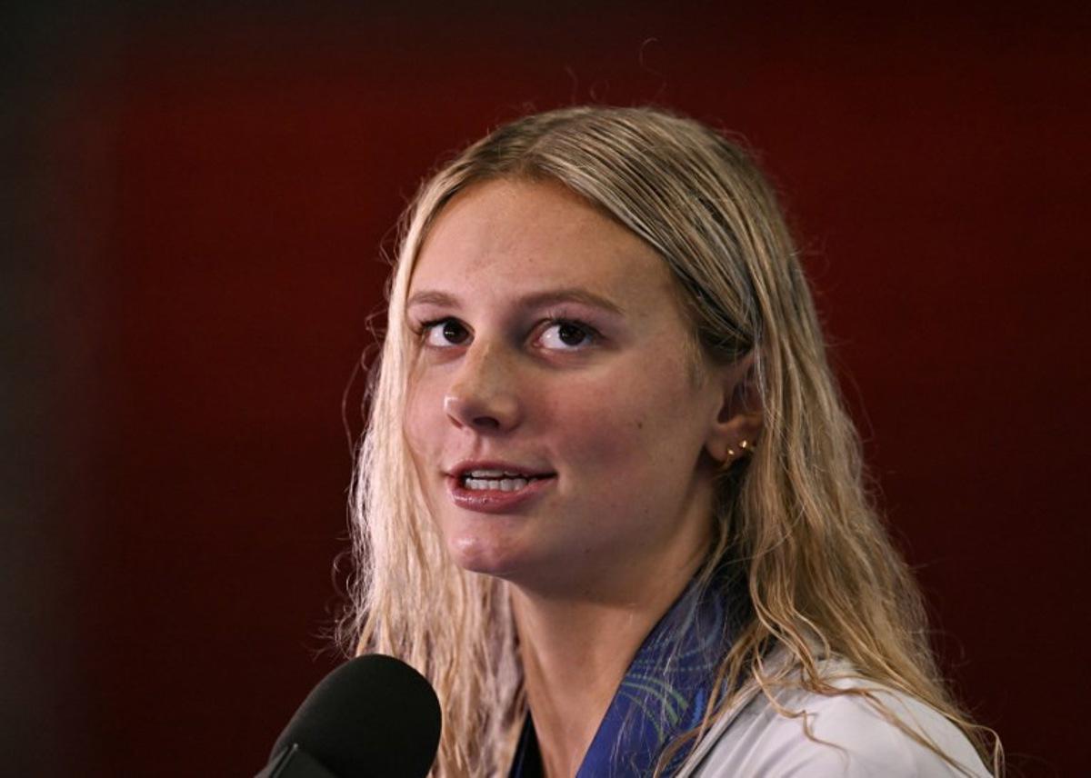 Canada's swimmer Summer McIntosh speaks to the press after the swimming event during the 2025 World Aquatics Championships in Singapore on August 3, 2025. Oli SCARFF / AFP