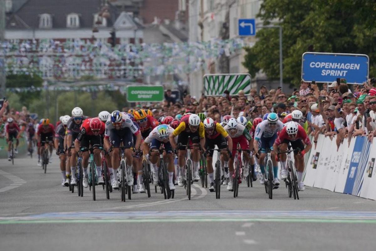 Belgium's Jordi Meeus competes on the last meters to win the men's World Tour race Copenhagen Sprint from Roskilde to Copenhagen on June 22, 2025. Ida Marie Odgaard / Ritzau Scanpix / AFP
