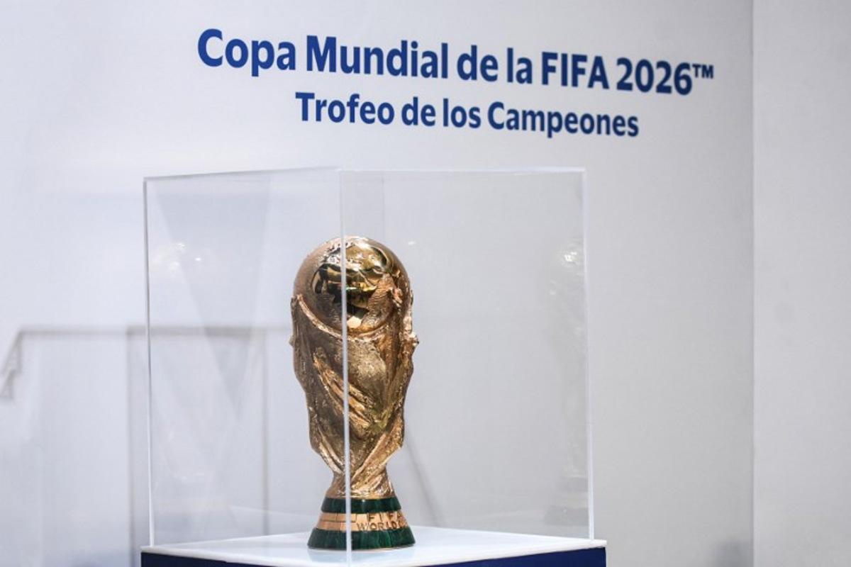 View of the FIFA World Cup trophy being exhibited in Heredia, Costa Rica, on June 19, 2025. Ezequiel BECERRA / AFP