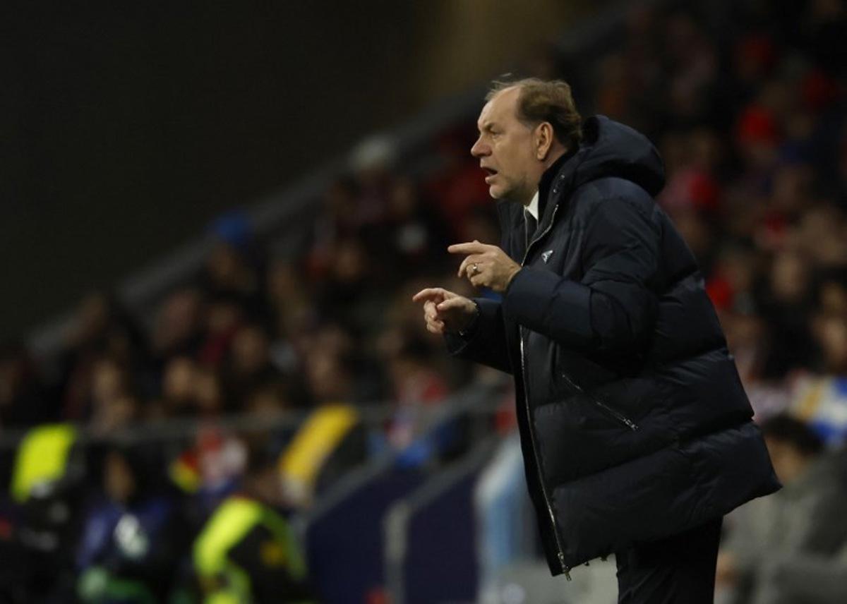Slovan Bratislava's Slovak coach Vladimir Weiss reacts during the UEFA Champions League, league phase football match between Club Atletico de Madrid and Slovan Bratislava at the Metropolitano stadium in Madrid on December 11, 2024. Pierre-Philippe MARCOU / AFP