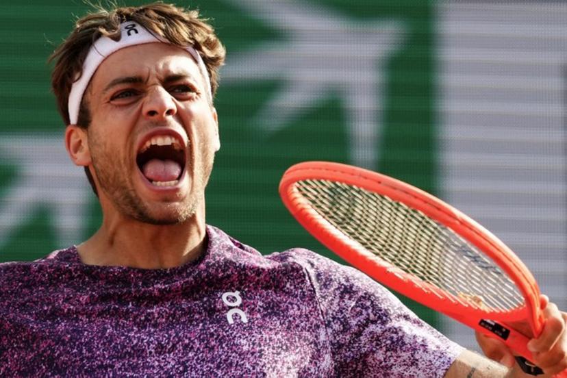 Italy's Flavio Cobolli reacts after winning the fourth set during his men's final singles match against Germany's Alexander Zverev on day 15 of the French Open tennis tournament on Court Philippe-Chatrier at the Roland-Garros Complex in Paris on June 7, 2026. Dimitar DILKOFF / AFP
